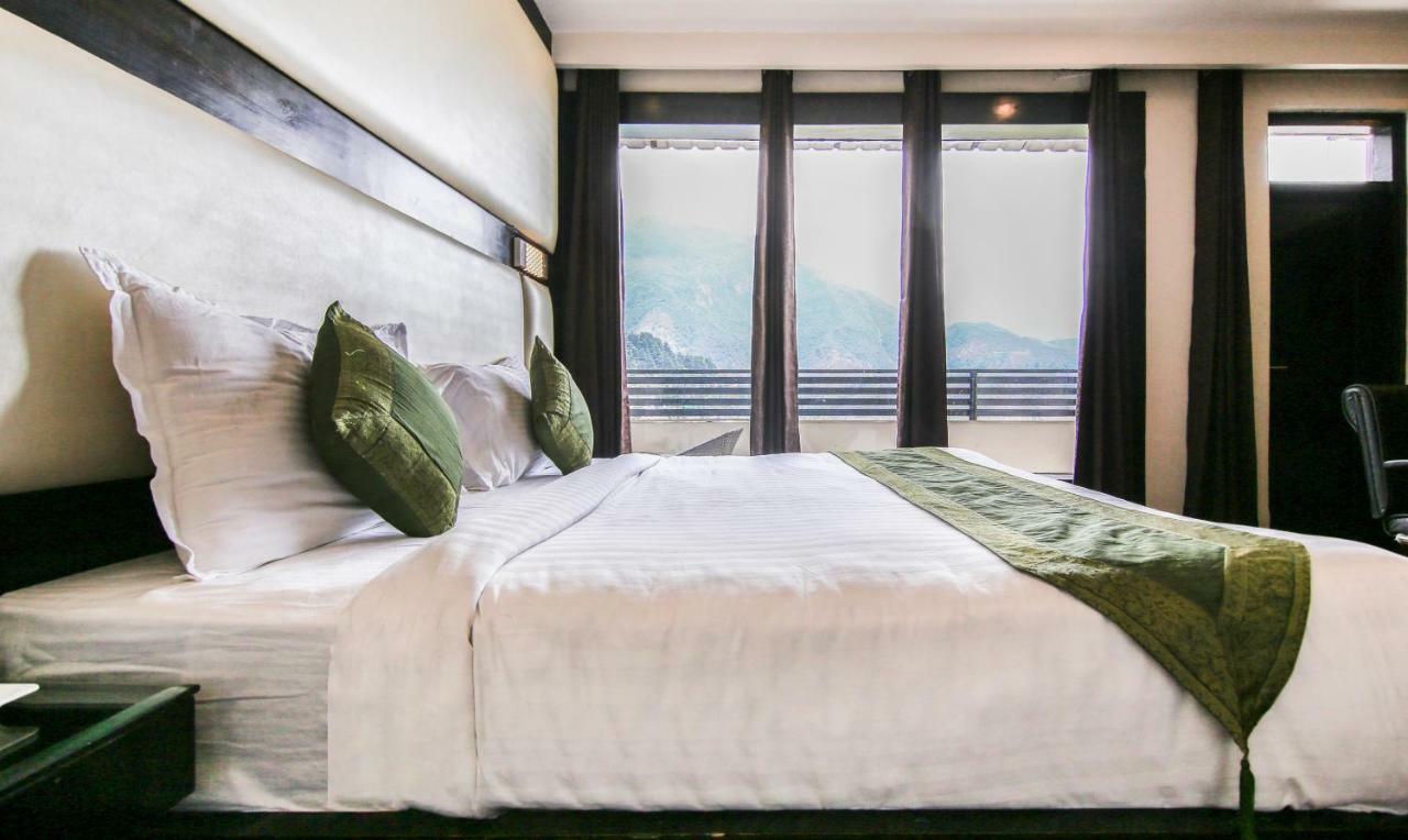 Lavish Inn Дармсала Екстер'єр фото